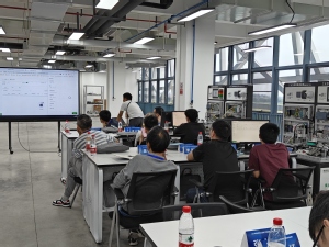 攜手未來科技，賦能家政服務 記2024年杭州市企業職工未來工廠職業技能培訓